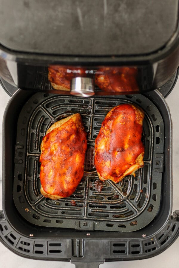 Bbq chicken breast in air fryer best sale